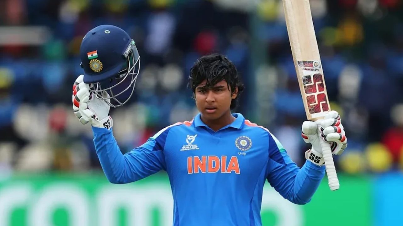 U19 वर्ल्ड कप 2026: फाइनल में वैभव सूर्यवंशी ने रचा इतिहास, इंग्लैंड के खिलाफ बनाए 175 रन, 15 छक्के जड़कर तोड़े कई बड़े रिकॉर्ड