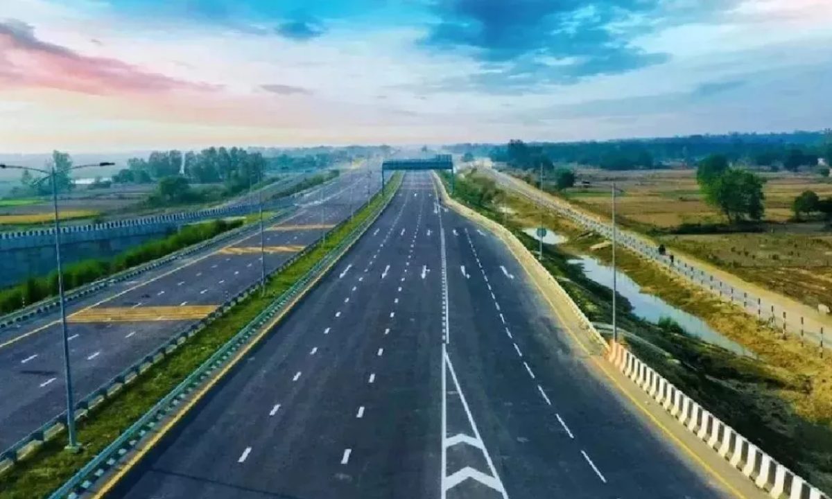 दिल्ली-कटरा एक्सप्रेसवे: हरियाणा में 135KM का हिस्सा खुला, अब 6 घंटे में पहुंचेंगे वैष्णो देवी