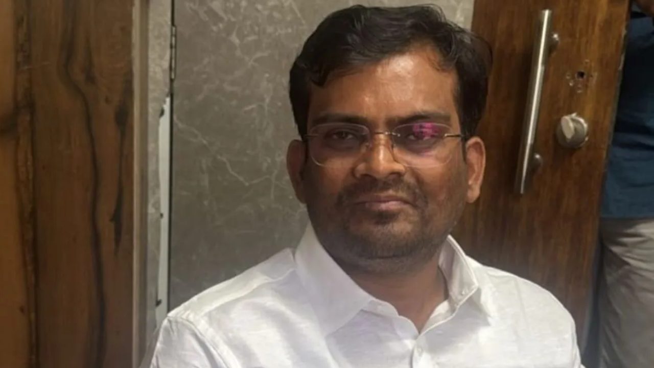 लोकायुक्त की बड़ी कार्रवाई, रिश्वत मांगने के आरोप में BJP विधायक गिरफ्तार, 5 लाख रुपये लेते हुए रंगे हाथों पकड़े गए