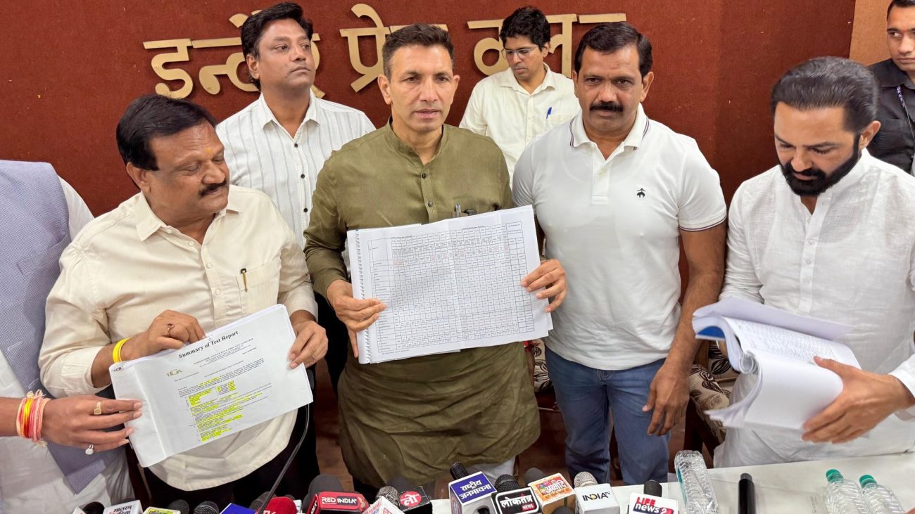 इंदौर का 90% जल दूषित: जीतू पटवारी का आरोप, कहा “ट्रिपल इंजन की सरकार जनता को पिला रही जहरीला पानी”