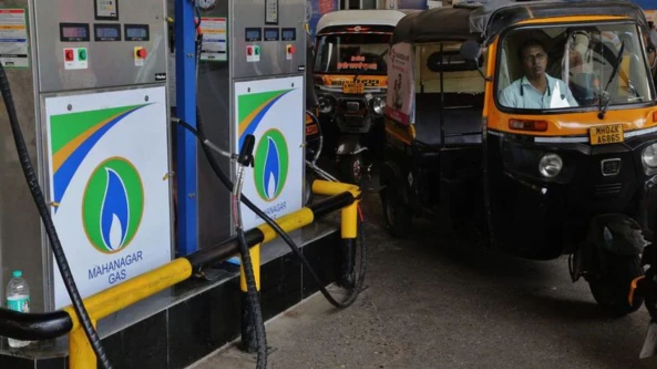 फिर बढ़ें CNG के दाम, ₹2 तक महंगी हुई, दिल्ली में कीमत ₹83.09 किलो हुई, पढ़ें खबर