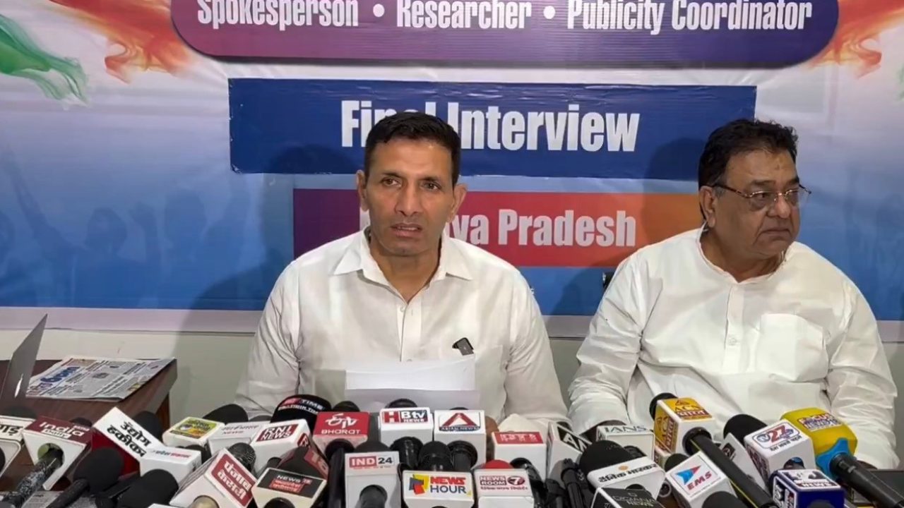 जीतू पटवारी ने नीट पेपर लीक और केन-बेतवा परियोजना को लेकर सरकार को घेरा, बीजेपी पर लगाए युवाओं-आदिवासियों के शोषण के आरोप