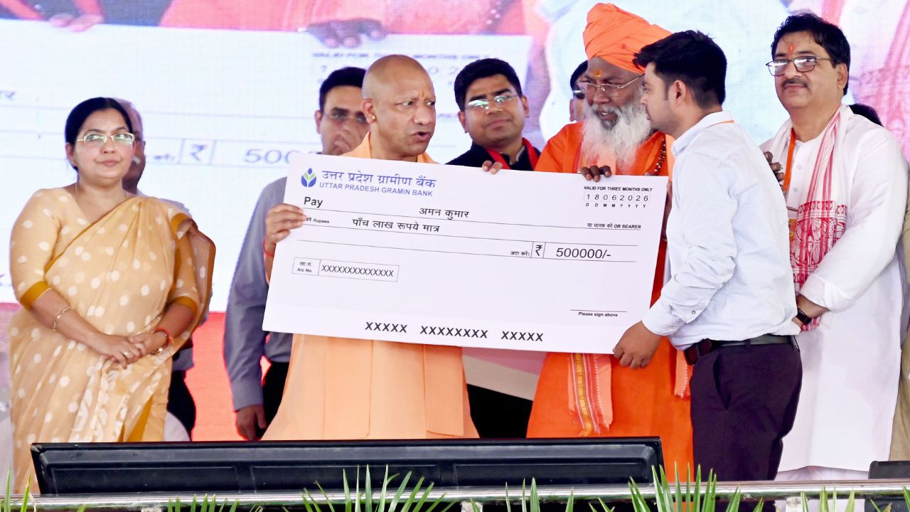 योगी का विपक्ष पर हमला, बोले- प्रदेश को माफिया राज में तब्दील करने वाले उपदेश दे रहे, नया यूपी इन्हें स्वीकार करने को तैयार नहीं
