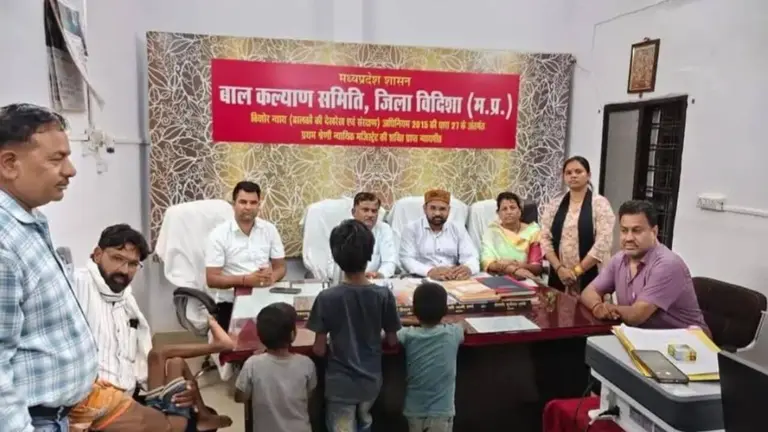 विदिशा में शराबी पिता बना बेटे का दुश्मन, 10 साल के मासूम को हाथ पैर बांधकर बाइक से घसीटा, ग्रामीणों ने किया बचाव