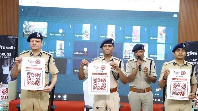 नशे के खिलाफ इंदौर पुलिस का नया वर्ल्ड रिकॉर्ड, 1.75 लाख लोगों ने ली ई-शपथ, नशामुक्त समाज बनाने का संकल्प