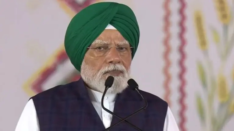 जालंधर में PM Modi का आम आदमी पार्टी पर बड़ा हमला, बोले- विज्ञापनों के दम पर विश्वासघात की तस्वीर छिपाई जा रही है