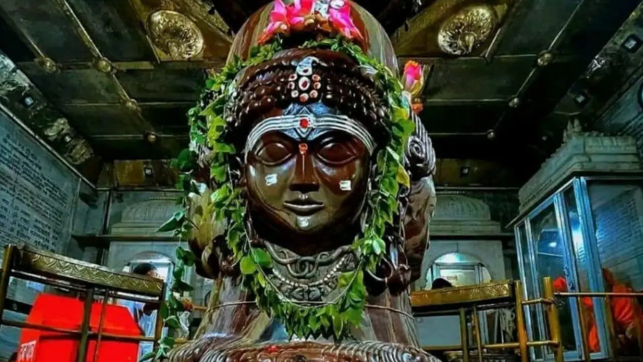 मंदसौर के पशुपतिनाथ मंदिर में महाकाल की तर्ज पर होगी शयन आरती, विशेष मौके पर गर्भगृह दर्शन रहेंगे प्रतिबंधित