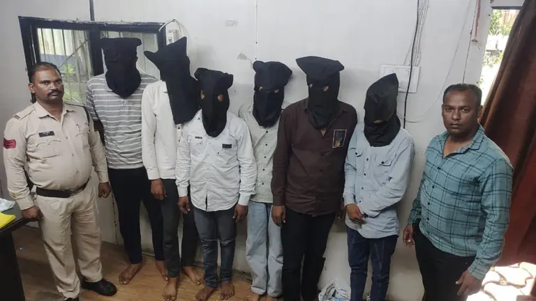 इंस्टाग्राम पर युवती ने नौकरी का झांसा देकर बुलाया, युवक का किया अपहरण, अश्लील VIDEO बनाकर मांगी 50 लाख रूपए की फिरौती