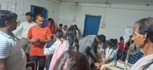 हॉस्टल की थाली में मिली छिपकली
