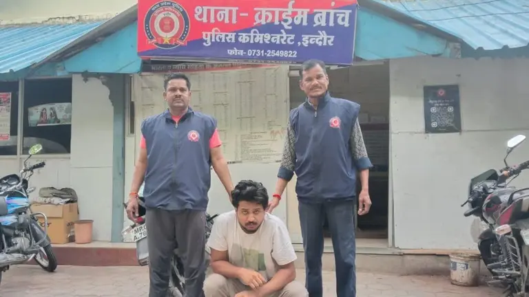इंदौर क्राइम ब्रांच की बड़ी कार्रवाई, एमडी ड्रग्स तस्करी मामले का फरार पांचवां आरोपी गिरफ्तार, पढ़ें खबर