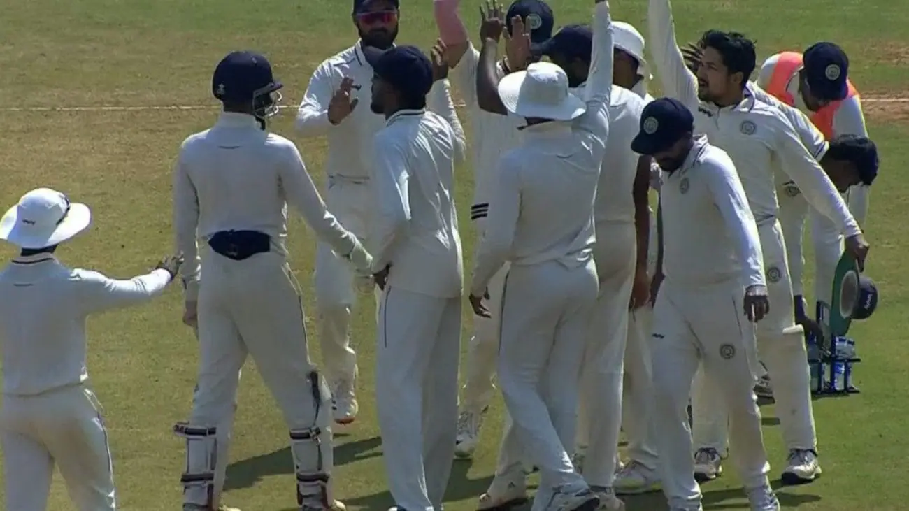 BCCI ने घरेलू क्रिकेट के इन नियमों में किया बदलाव, नो बॉल फेंकने पर गेंदबाज को पूरे मैच से किया जाएगा सस्पेंड