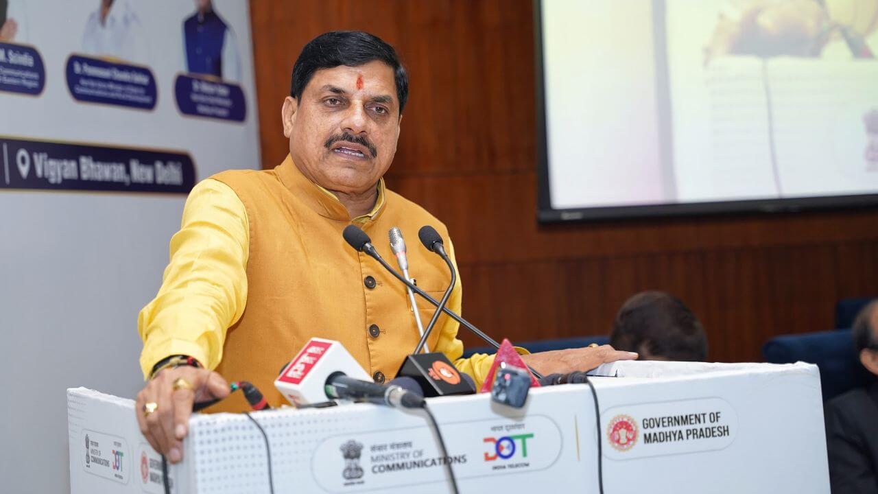 ग्वालियर में बनेगा देश का पहला टेलीकॉम मैन्युफैक्चरिंग जोन, CM डॉ. मोहन यादव का एक और मास्टरस्ट्रोक, 14 हजार रोजगार की तैयारी