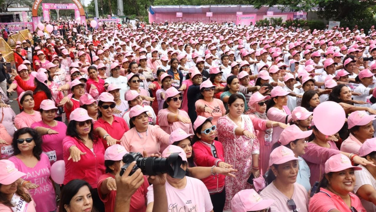 इंदौर में महिलाओं का नशे के खिलाफ बड़ा संकल्प, वॉकाथॉन में हजारों कदमों ने दिया जागरूकता का संदेश