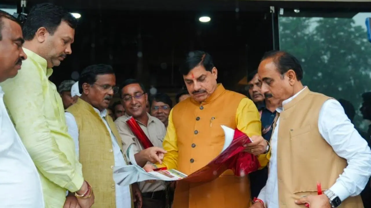 स्नेक पार्क का निरीक्षण करने पहुंचे मुख्यमंत्री मोहन यादव, उज्जैन को ‘सर्प मित्र नगरी’ बनाने पर दिया जोर