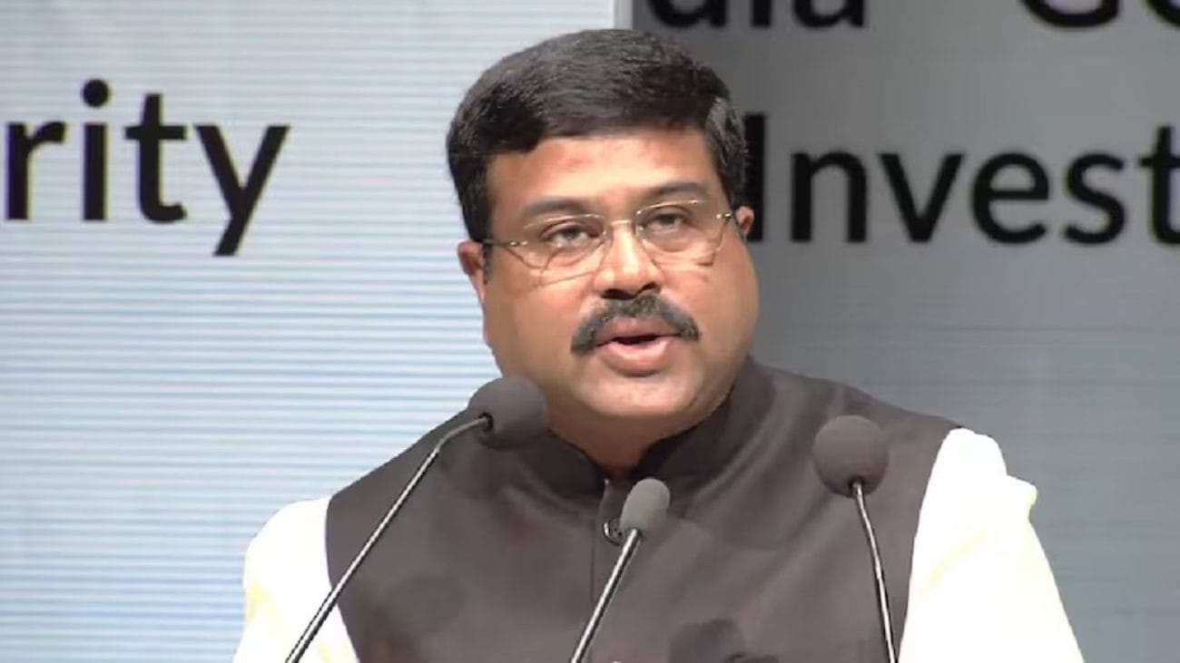 देशभर में इस्तीफे की मांग के बीच बोले शिक्षा मंत्री धर्मेंद्र प्रधान, कहा – ‘NEP 2020 से विकसित भारत का सपना होगा साकार’