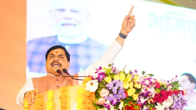 सीएम डॉ मोहन यादव की बड़ी घोषणा, MP में बनेंगे फास्ट ट्रैक कोर्ट, युवाओं की शिक्षा रोजगार से जुड़े मामलों की शीघ्र होगी सुनवाई