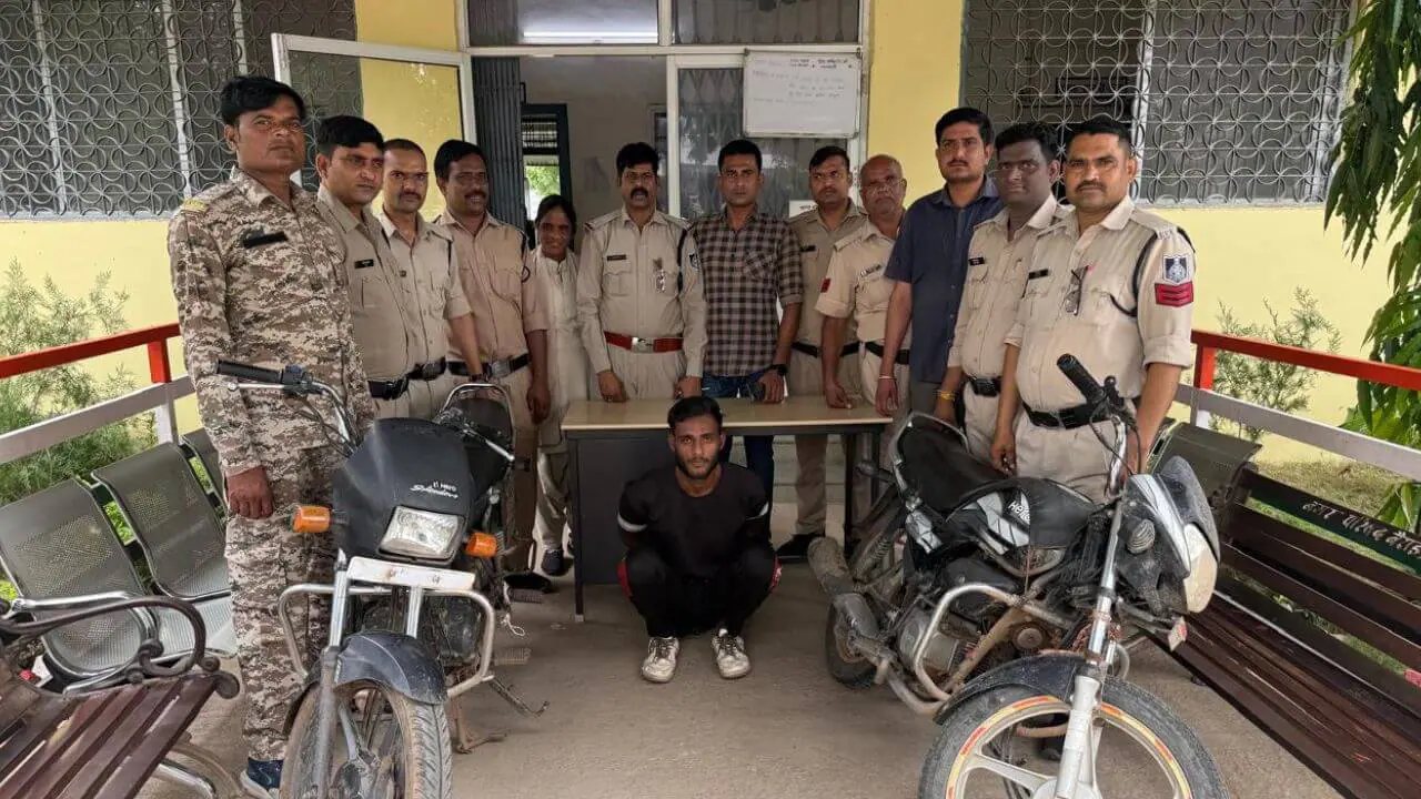 शिवपुरी पुलिस की बड़ी कामयाबी, महिला से झपटे मंगलसूत्र और चोरी की बाइक के साथ आरोपी गिरफ्तार