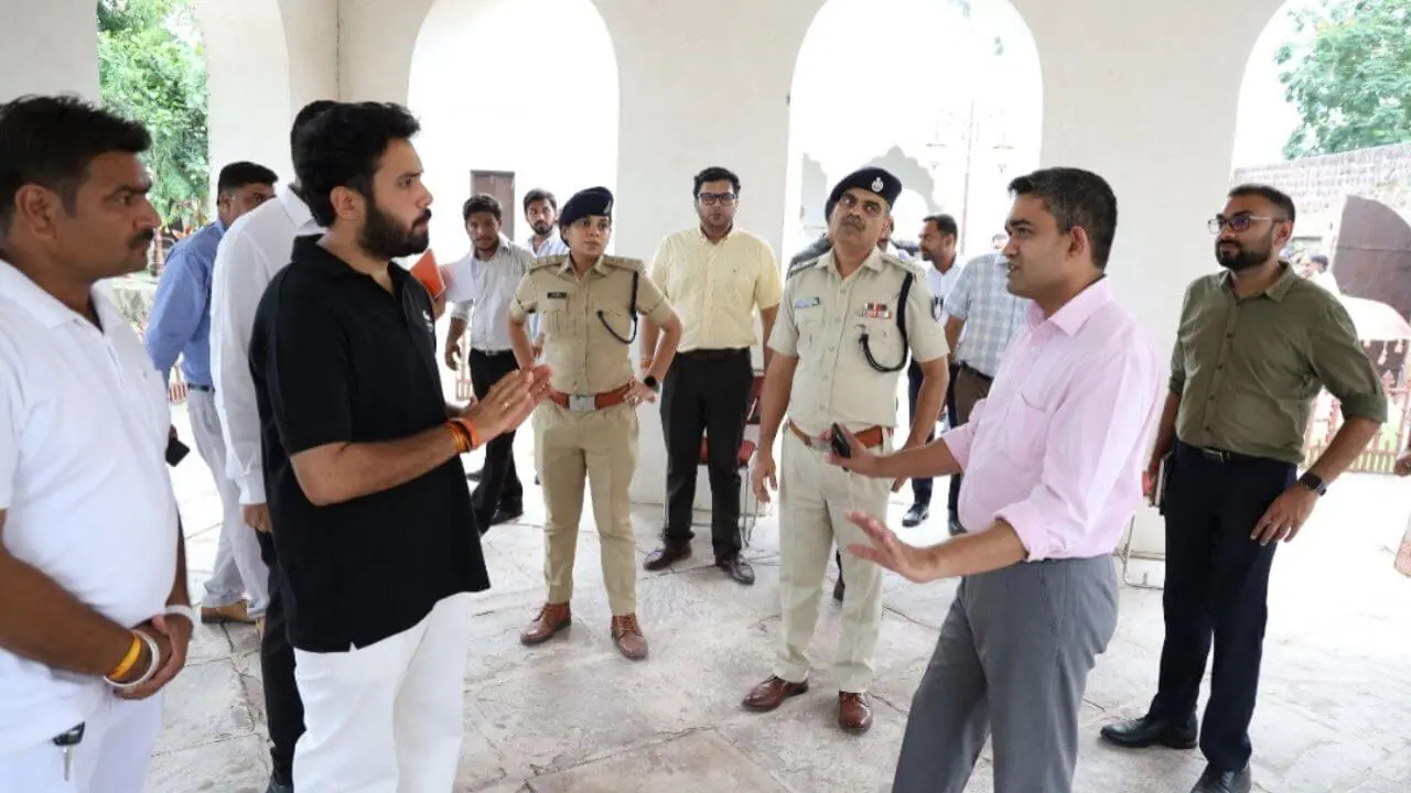 भोपाल के जगदीशपुर में पहली ई-कैबिनेट बैठक कल, बस से पहुंचेंगे मंत्री और अधिकारी