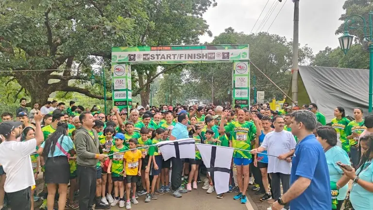 पचमढ़ी मानसून मैराथन 2026: बारिश और हरियाली के बीच 1600+ धावकों ने लगाई दौड़