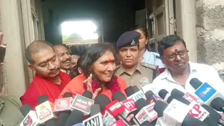 धार भोजशाला में साध्वी ऋतंभरा ने किया पूजन, फैसले को बताया सत्य की जीत, बोलीं- फिर लौटेगा राजा भोज के समय का वैभव
