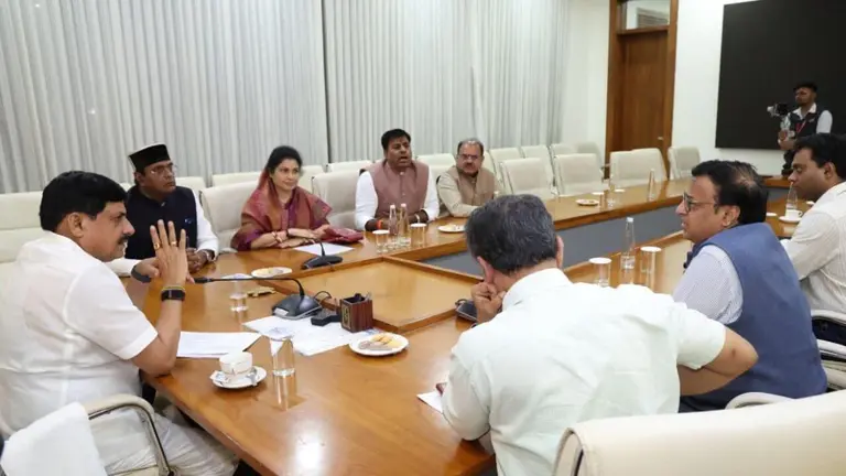 भोपाल नगर निगम की कार्रवाई पर अस्थायी रोक, अधिभोग उल्लंघन मामलों पर बनेगी हाई लेवल कमेटी, सीएम मोहन यादव का फैसला