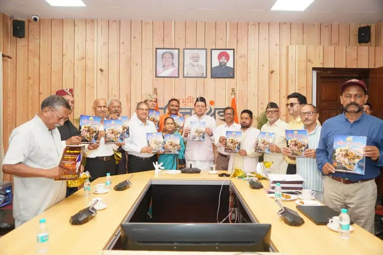 सीएम धामी ने क्षत्रिय कल्याण समिति की वेबसाइट की लॉन्च, ‘क्षत्रिय जागरण’ स्मारिका भी जारी