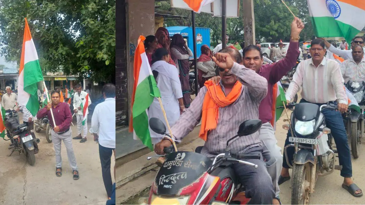हौसले को सलाम! दिव्यांग पटवारी बालकिशन धाकड़ ने तिरंगा लेकर तय किया झांतला से सिंगोली तक का सफर
