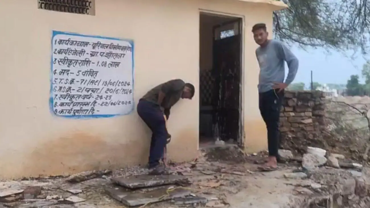 नीमच के झांतला में कलेक्टर के दौरे से पहले बदली तस्वीर, रातों-रात सड़क के गड्ढे भरे और सफाई हुई शुरू