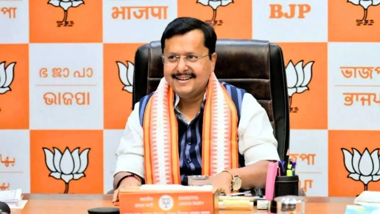 नितिन नबीन की नई टीम में अनुभव पर भरोसा, वसुंधरा-राम माधव को बड़ी जिम्मेदारी, स्मृति ईरानी की संगठन में वापसी