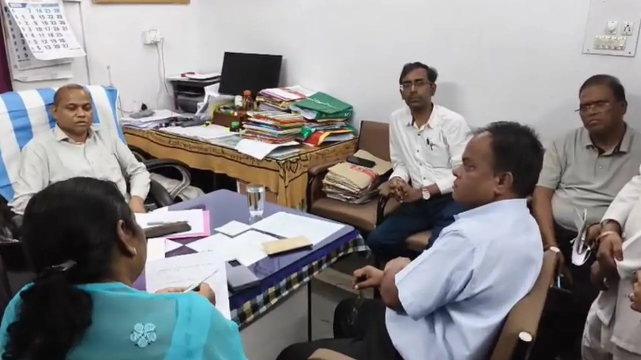 नीमच जिला अस्पताल में बच्ची से छेड़छाड़ का मामला, वायरल वीडियो के बाद हरकत में आया प्रशासन, दिए निष्पक्ष जांच के निर्देश