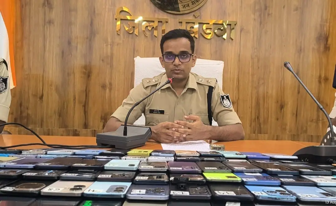 खंडवा पुलिस का ‘ऑपरेशन सहयोग’, 109 गुम मोबाइल बरामद कर मालिकों को लौटाए, अब तक 383 फोन रिकवर