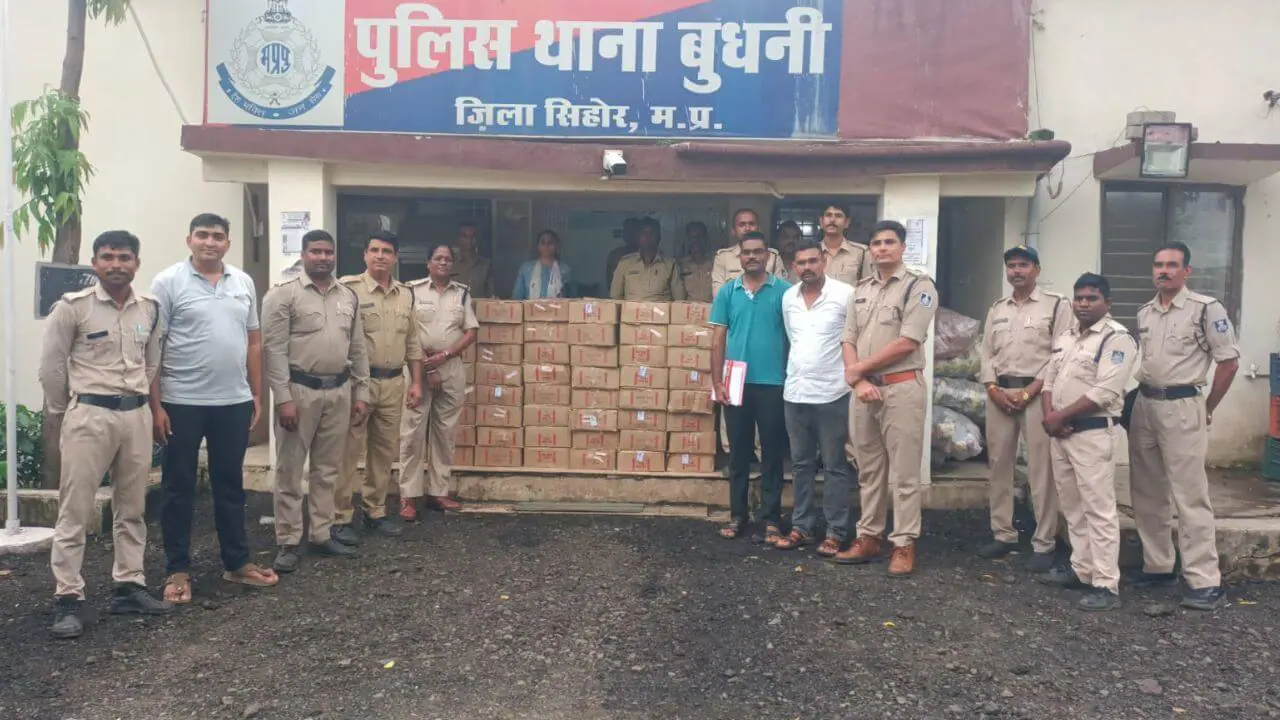 सीहोर: बुधनी में शराब तस्करी का भंडाफोड़, 1187 लीटर अवैध शराब के साथ करीब 11 लाख का माल जब्त, आरोपी फरार