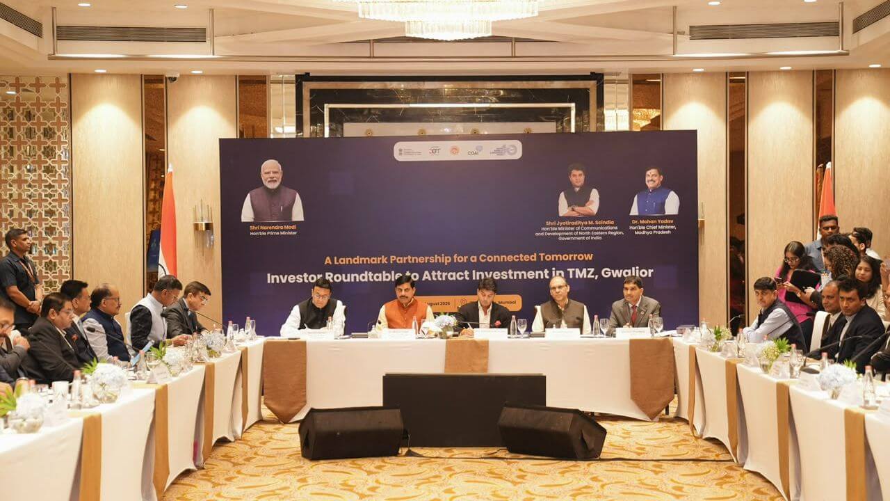 मुंबई में ग्वालियर TMZ का मेगा रोडशो,10000 करोड़ रुपये निवेश व 14000 रोजगार लक्ष्य, सीएम डॉ मोहन यादव बोले- ‘मेक इन MP’ को मिलेगी नई रफ्तार