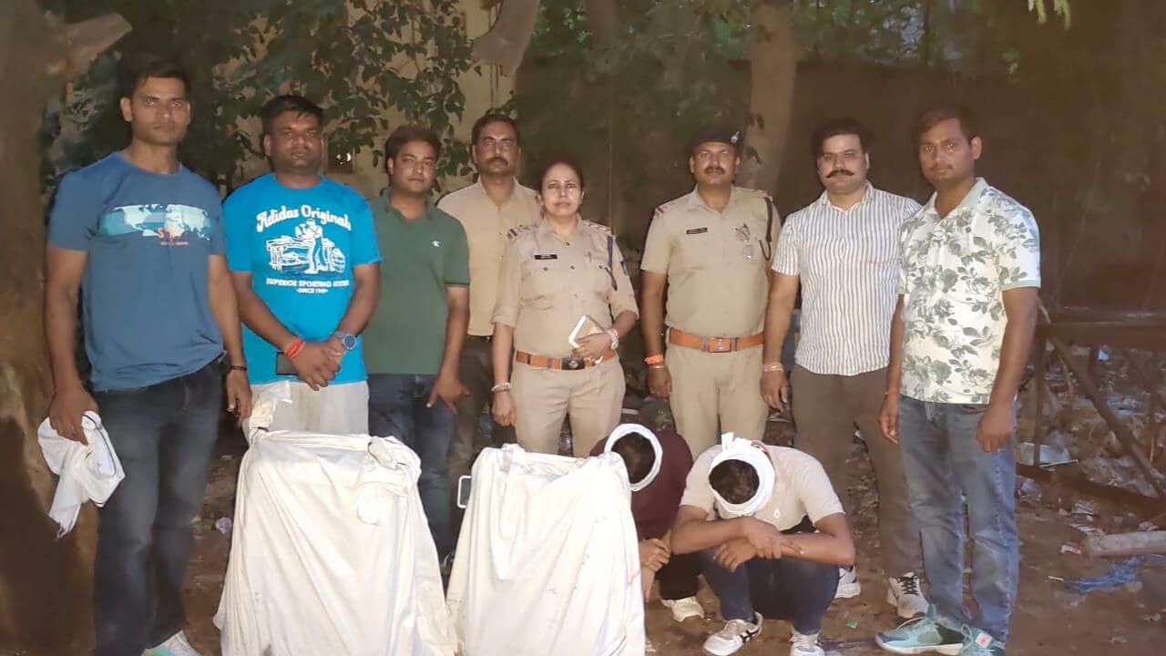 Gwalior News : ऑटो सवार दो तस्कर गिरफ्तार, पुलिस ने जब्त किया 2 लाख रुपये का अवैध गांजा