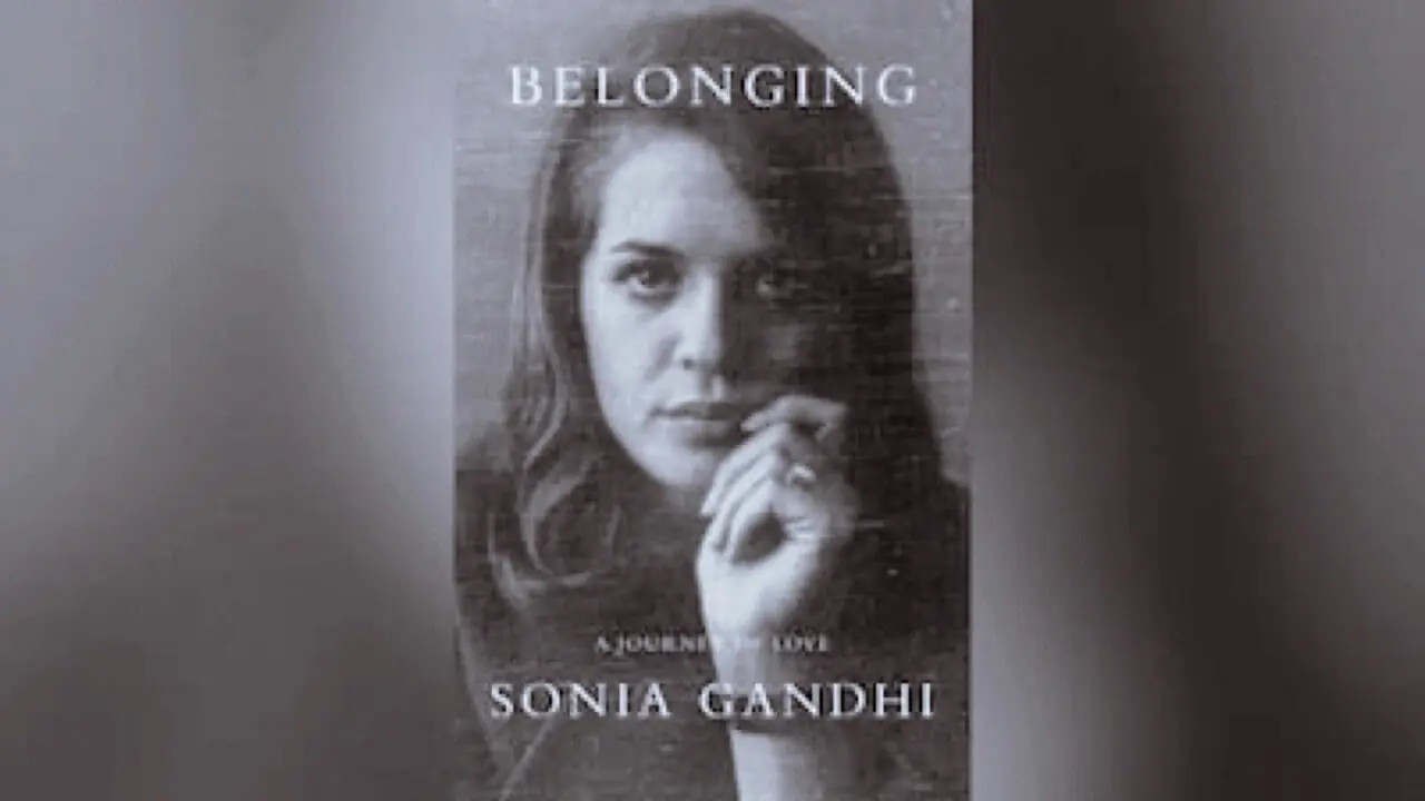 सोनिया गांधी की किताब ‘Belonging’ पर पेंगुइन का यू-टर्न, भारत में नहीं करेगा प्रकाशन