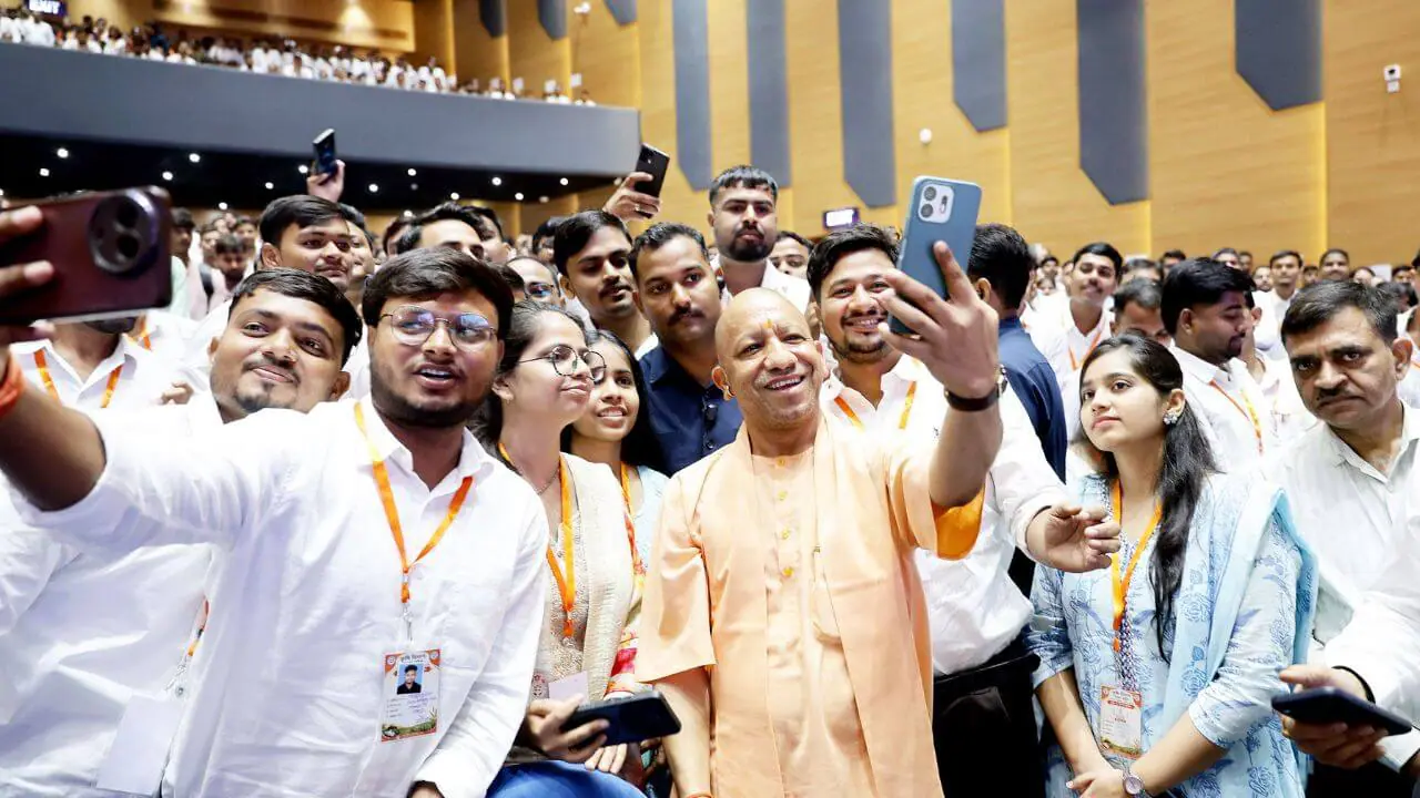 शक्कर की कमी के बीच योगी का बड़ा दावा, बोले- देश की 140 करोड़ जनता की जरुरत पूरी करने की सामर्थ्य रखता है उत्तर प्रदेश