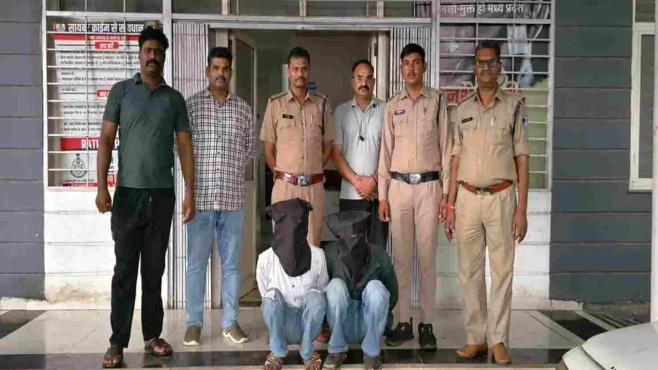 रतलाम में नशे के कारोबार पर पुलिस का शिकंजा, लाखों के MDMA और डोडाचूरा के साथ दो तस्कर गिरफ्तार