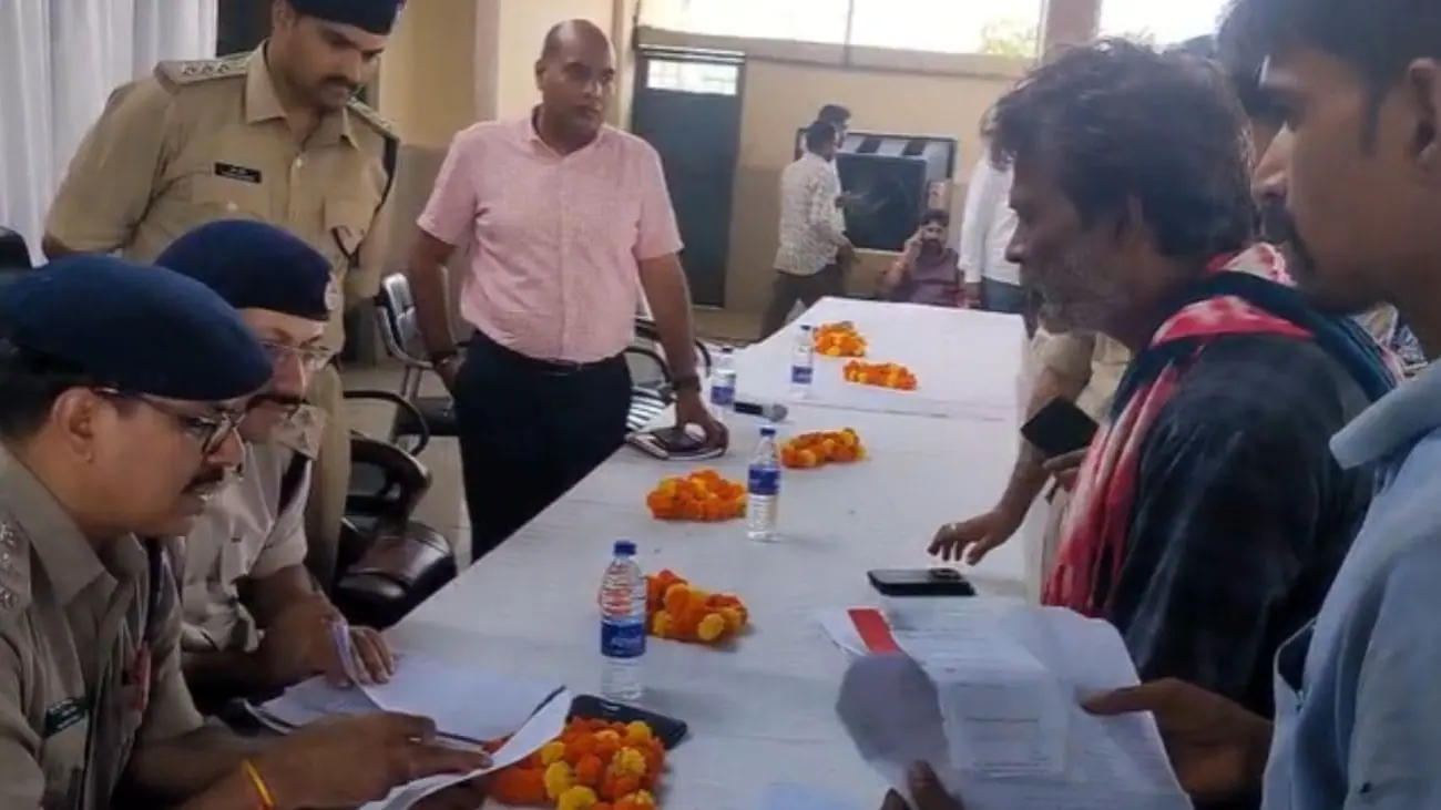 झांतला जन विश्वास शिविर में प्रशासन और ग्रामीणों के बीच हुआ सीधा संवाद, अधिकारियों ने मंच से सुनीं समस्याएं