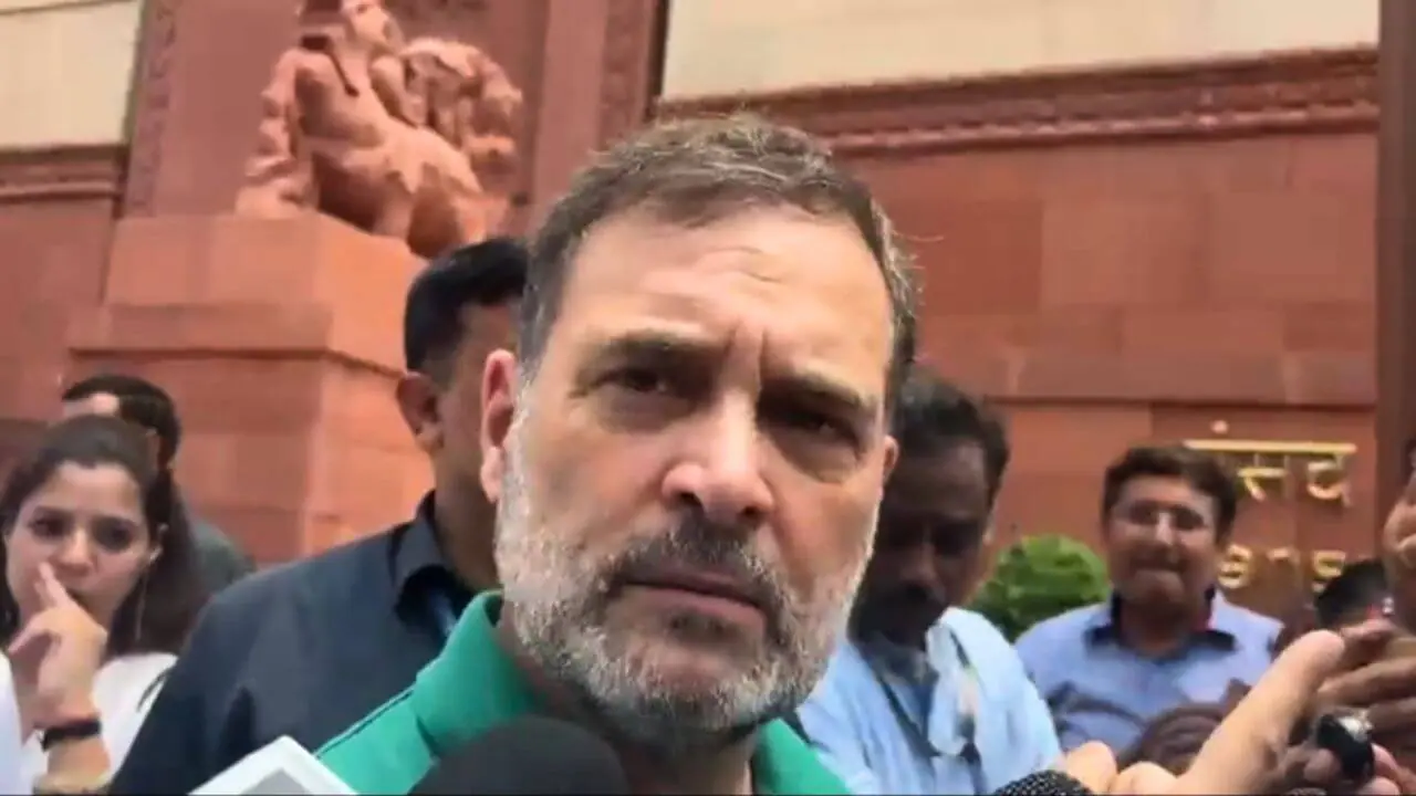 राहुल गांधी बोले हमें अमित शाह का भाषण नहीं सुनना, जवाब चाहिए किसने विद्यार्थियों पर गोली चलाने का आदेश दिया