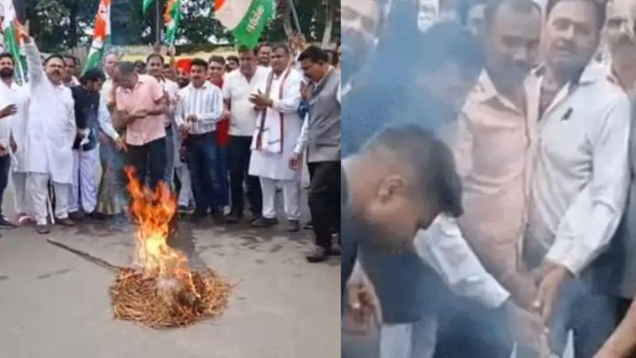 जबलपुर में कांग्रेस कार्यकर्ताओं का प्रदर्शन, जर्जर सड़क और अमृत योजना की बदहाली पर विधायक का पुतला फूंका