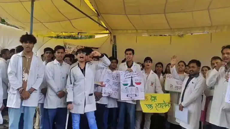 मध्यप्रदेश में MBBS इंटर्न डॉक्टरों के स्टाइपेंड बढ़ाने की मांग तेज, PMTA ने किया खुला समर्थन, सरकार को लिखा पत्र