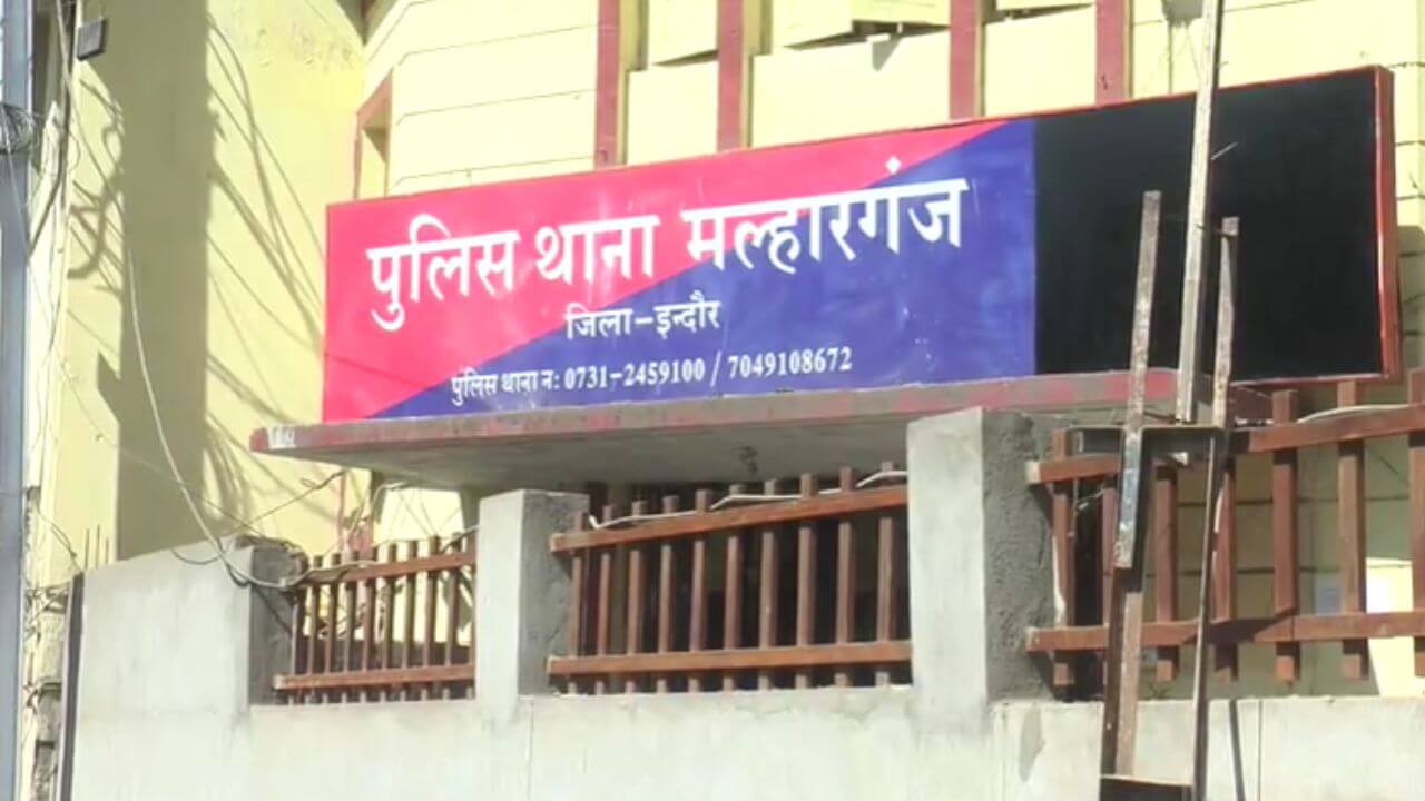 इंदौर में पुलिस का बड़ा एक्शन, लाखों रुपये की अवैध शराब पकड़ी, वाहन भी किया जब्त, चालक गिरफ्तार
