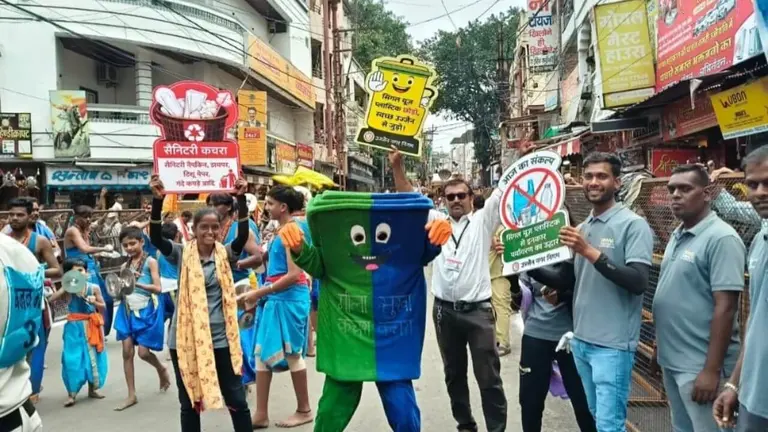 उज्जैन नगर निगम का चार बिन जागरूकता अभियान, महाकाल की सवारी में भी दिया गया स्वच्छता और कचरा प्रबंधन का संदेश