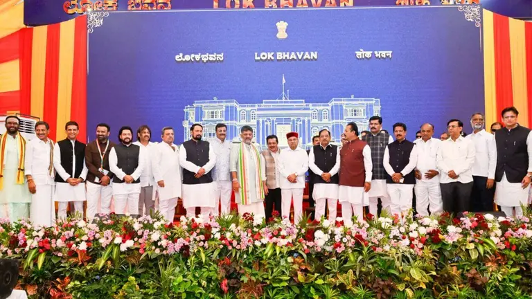 कर्नाटक में मंत्रिमंडल विस्तार, 19 नेताओं ने ली मंत्री पद की शपथ, देखें पूरी लिस्ट