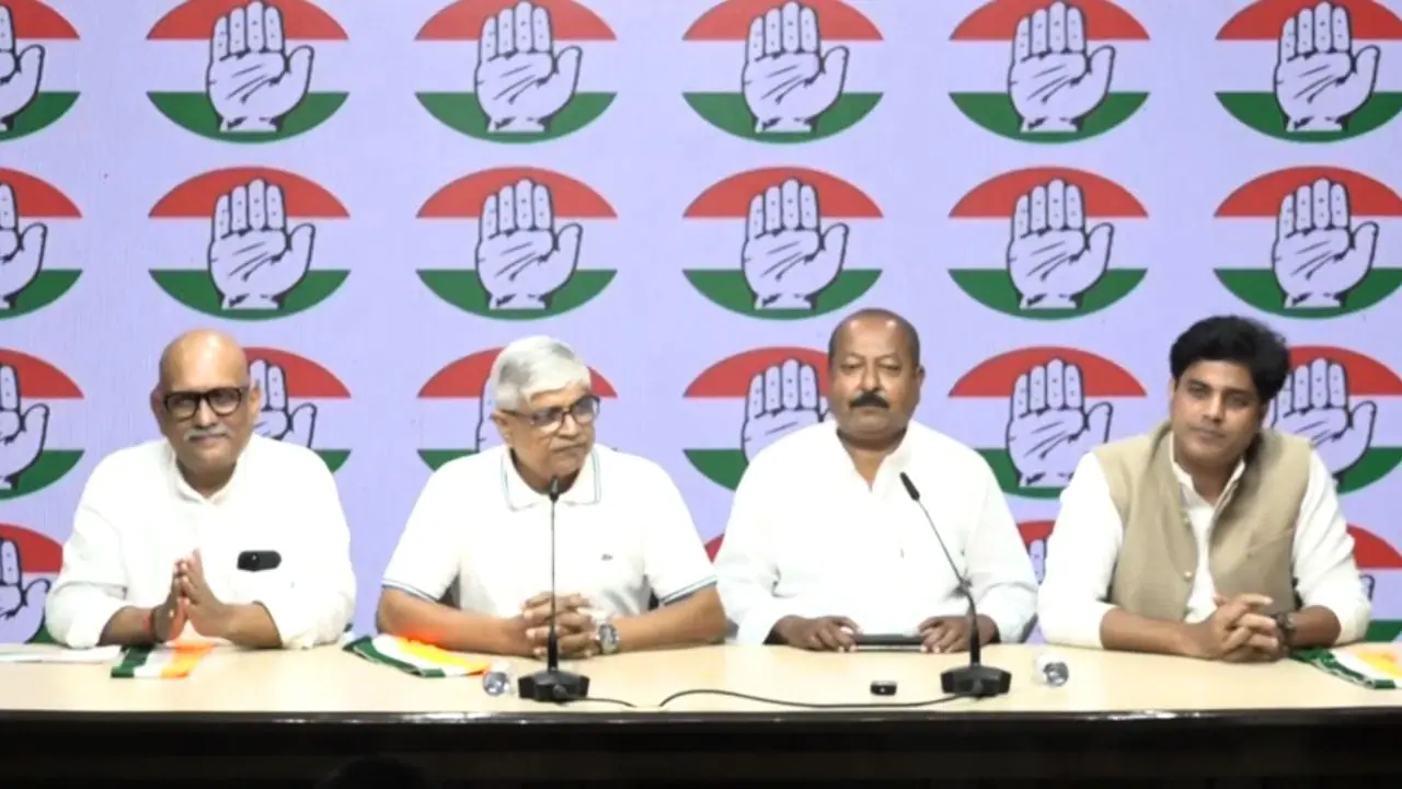 आसिम वक़ार ने थामा कांग्रेस का हाथ, AIMIM छोड़ने की बताई ये वजह, बोले- BJP को हटाना, राहुल गांधी को PM बनाना ही संकल्प