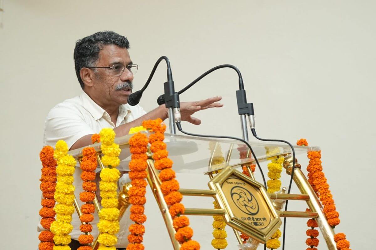 Hindi Month Begins at Bhopal RIE