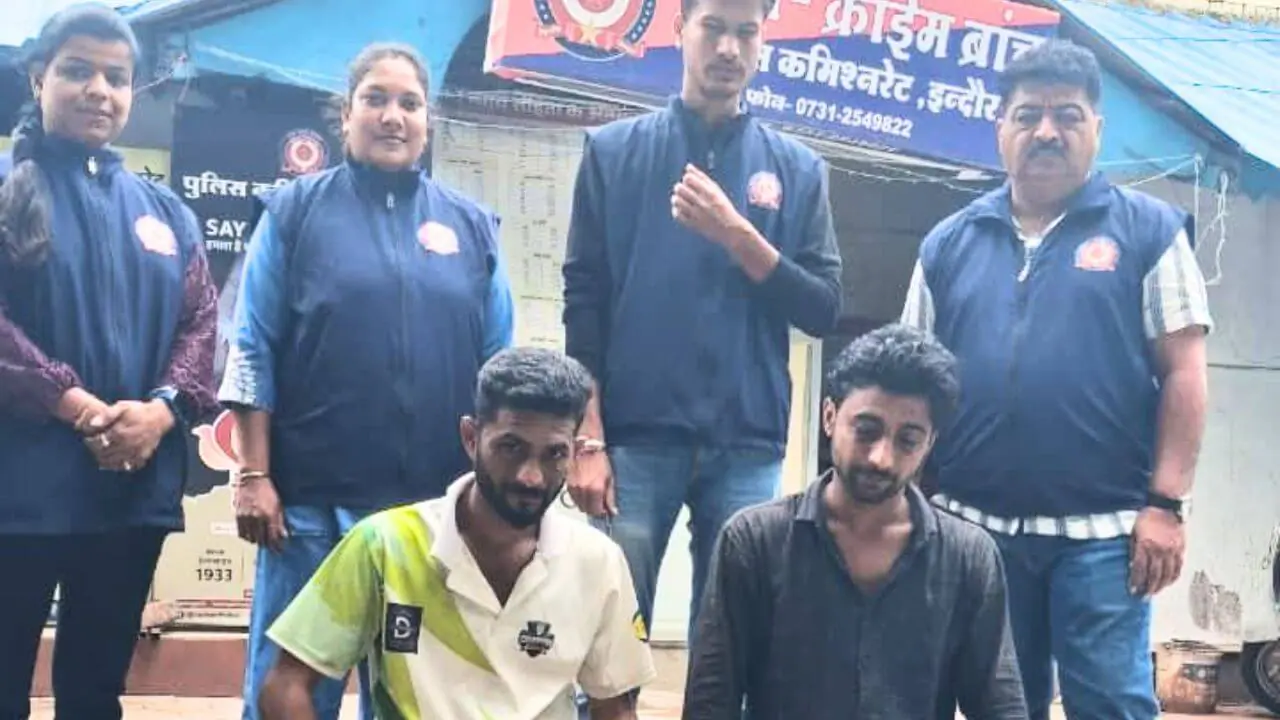 लोगों पर धाक जमाने के लिए खरीदे अवैध हथियार, बेचने के प्रयास में थे, इंदौर क्राइम ब्रांच ने दो आरोपी गिरफ्तार किये