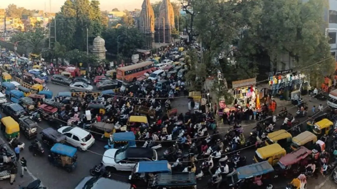 इंदौर में 4 और 5 सितंबर को राजबाड़ा के कई रास्ते रहेंगे बंद, जन्माष्टमी-गोगा नवमी पर ये रूट अपनाएं
