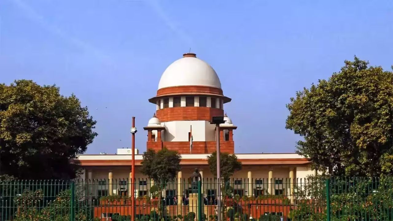 CJP Protest: सुप्रीम कोर्ट ने हाई पावर्ड कमेटी में बदलाव से किया इंकार, तय किये प्राथमिक जांच बिंदु