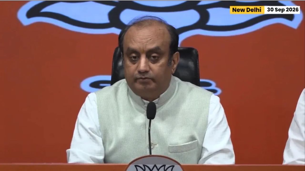 रेवंत रेड्डी के बयान पर BJP का पलटवार, सुधांशु त्रिवेदी बोले- “कांग्रेस हिंदू समाज को दक्षिण और उत्तर में बांटना चाहती है”